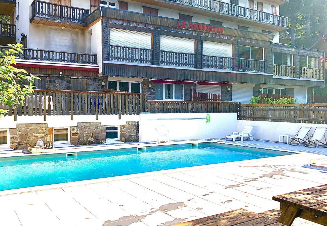 Apartamento en Le Lioran - Appartement avec piscine - 6 personnes