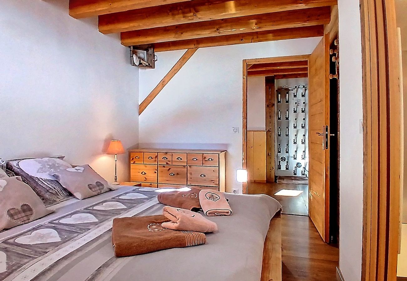 Apartamento en Les Menuires - (0.med) Spacieux appartement Les Menuires skis aux