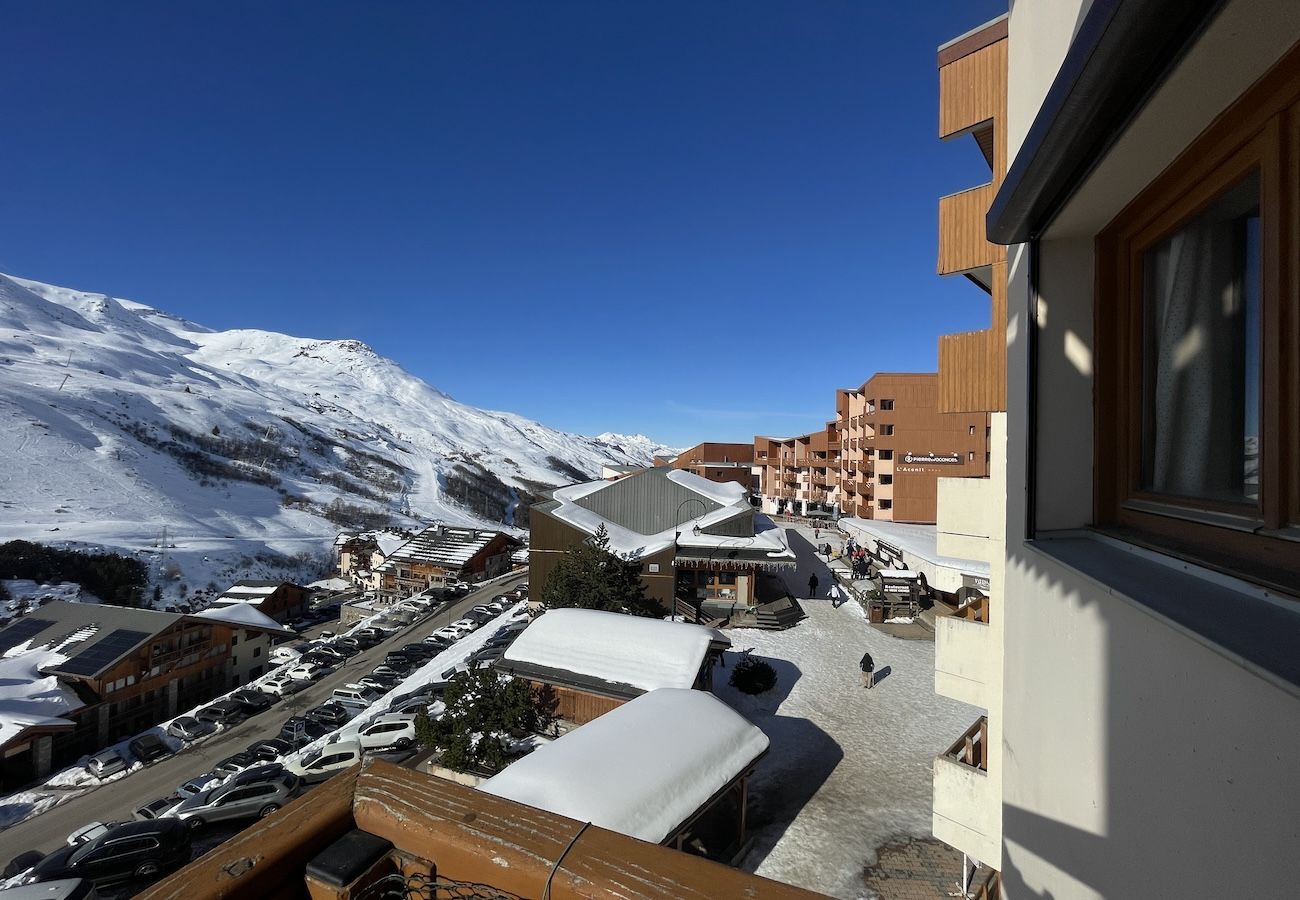 Apartamento en Les Menuires - (7.B17) Appartement skis aux pieds Les Menuires