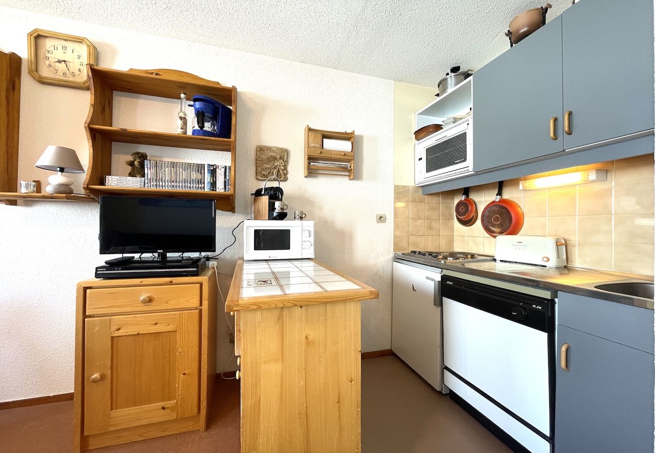 Apartamento en Les Menuires - (7.B17) Appartement skis aux pieds Les Menuires