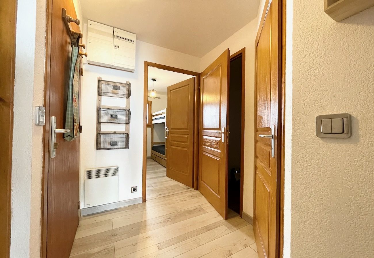 Apartamento en Les Menuires - (12.813) T2 Skis aux pieds les Menuires