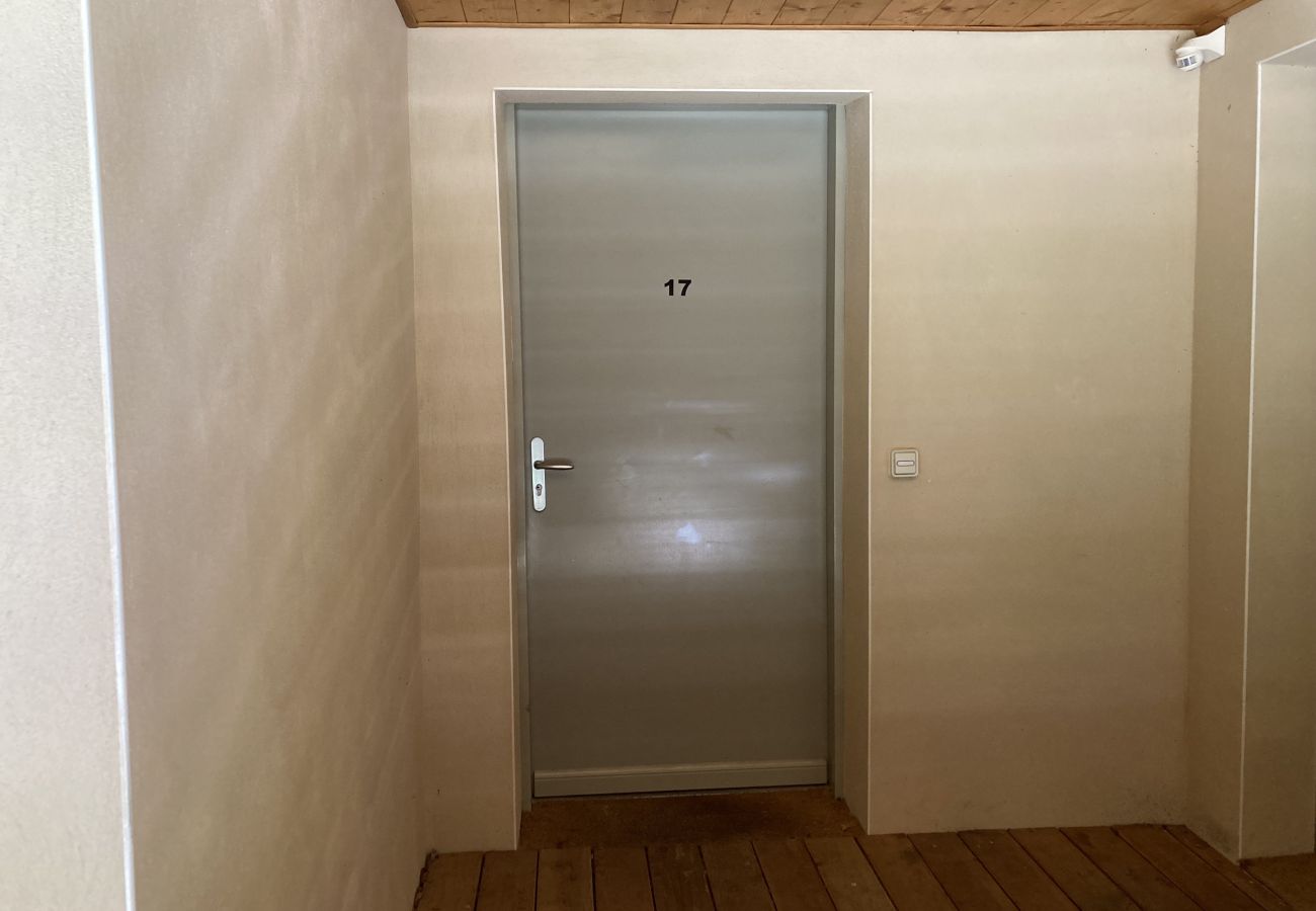 Apartamento en Le Lioran - T2 avec vue sur les montagnes et wifi à Altura