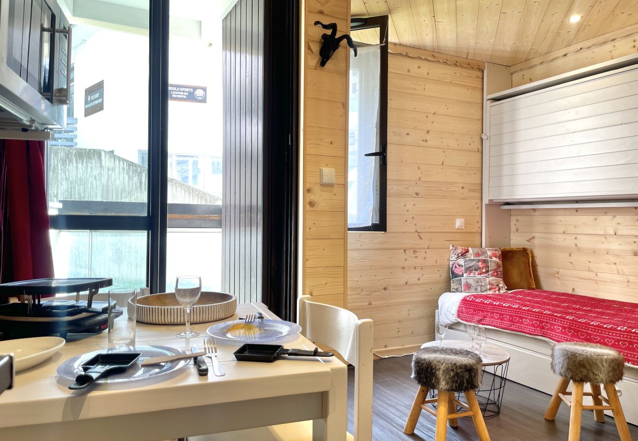 Estudio en Les Menuires -  Studio Altitude 1850 – Skis aux pieds – L