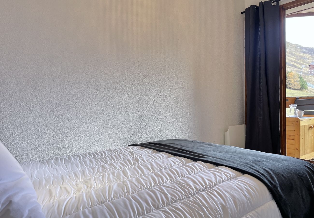 Apartamento en Les Menuires - (CI.55) 2 pièces coin montagne Sud skis aux pieds