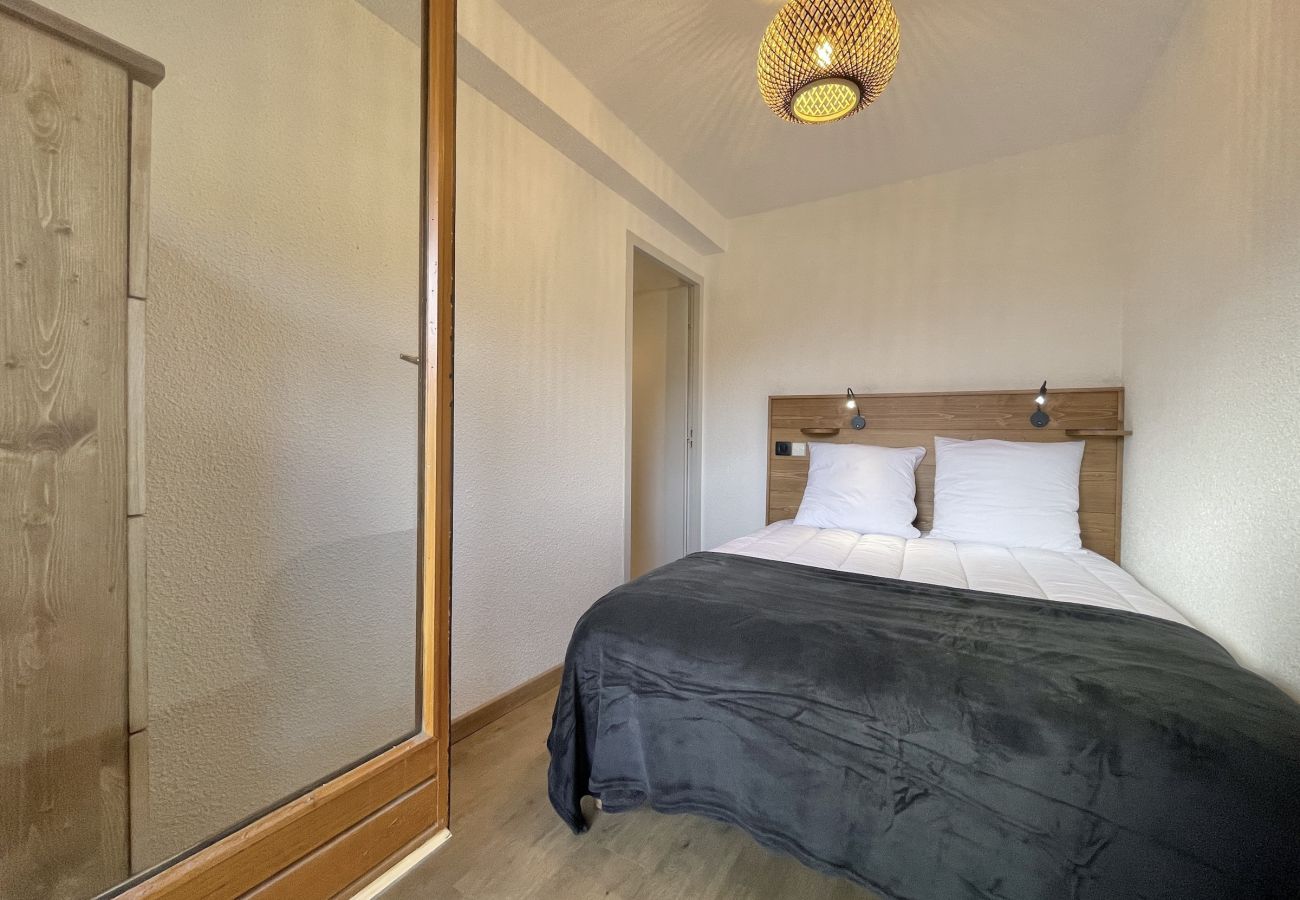 Apartamento en Les Menuires - (CI.55) 2 pièces coin montagne Sud skis aux pieds