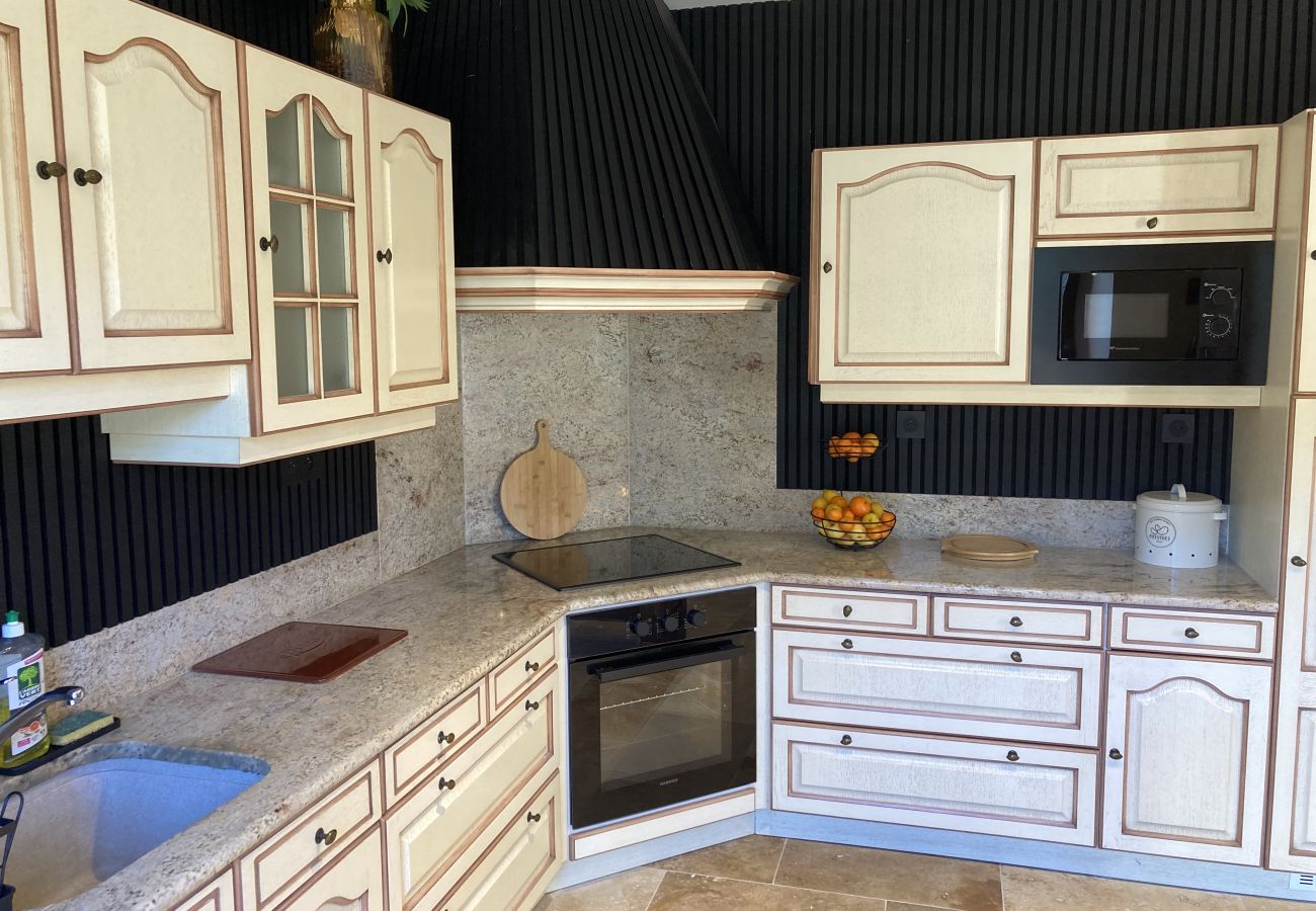 Casa en Laveissière - Maison Auvergnate Le repère des Milans