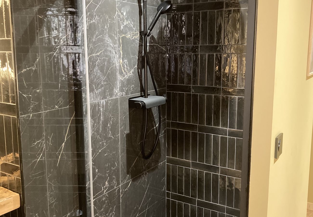 Casa en Laveissière - Maison Auvergnate Le repère des Milans