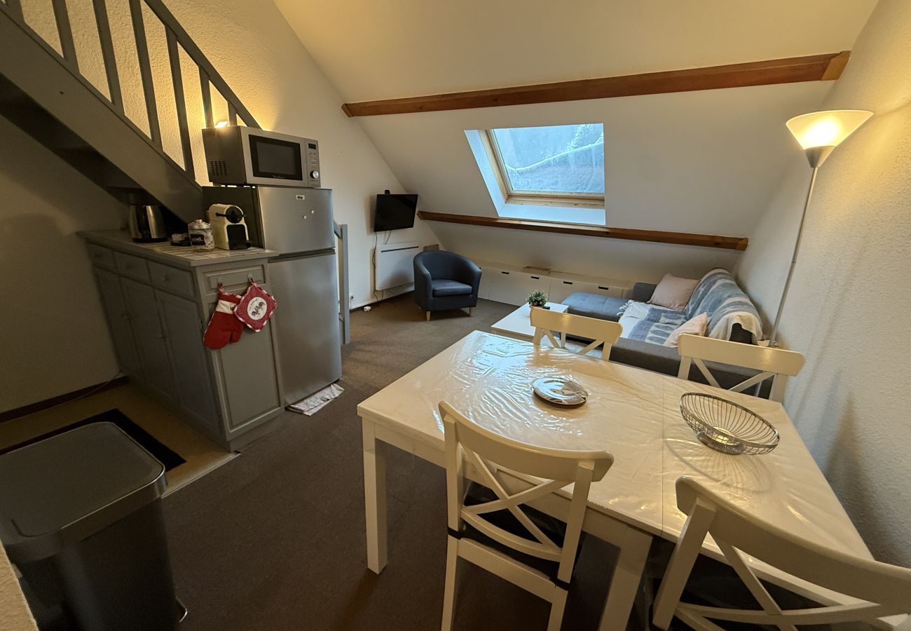 Apartamento en Le Lioran - 2 chambres avec mezzanine à portes du sud