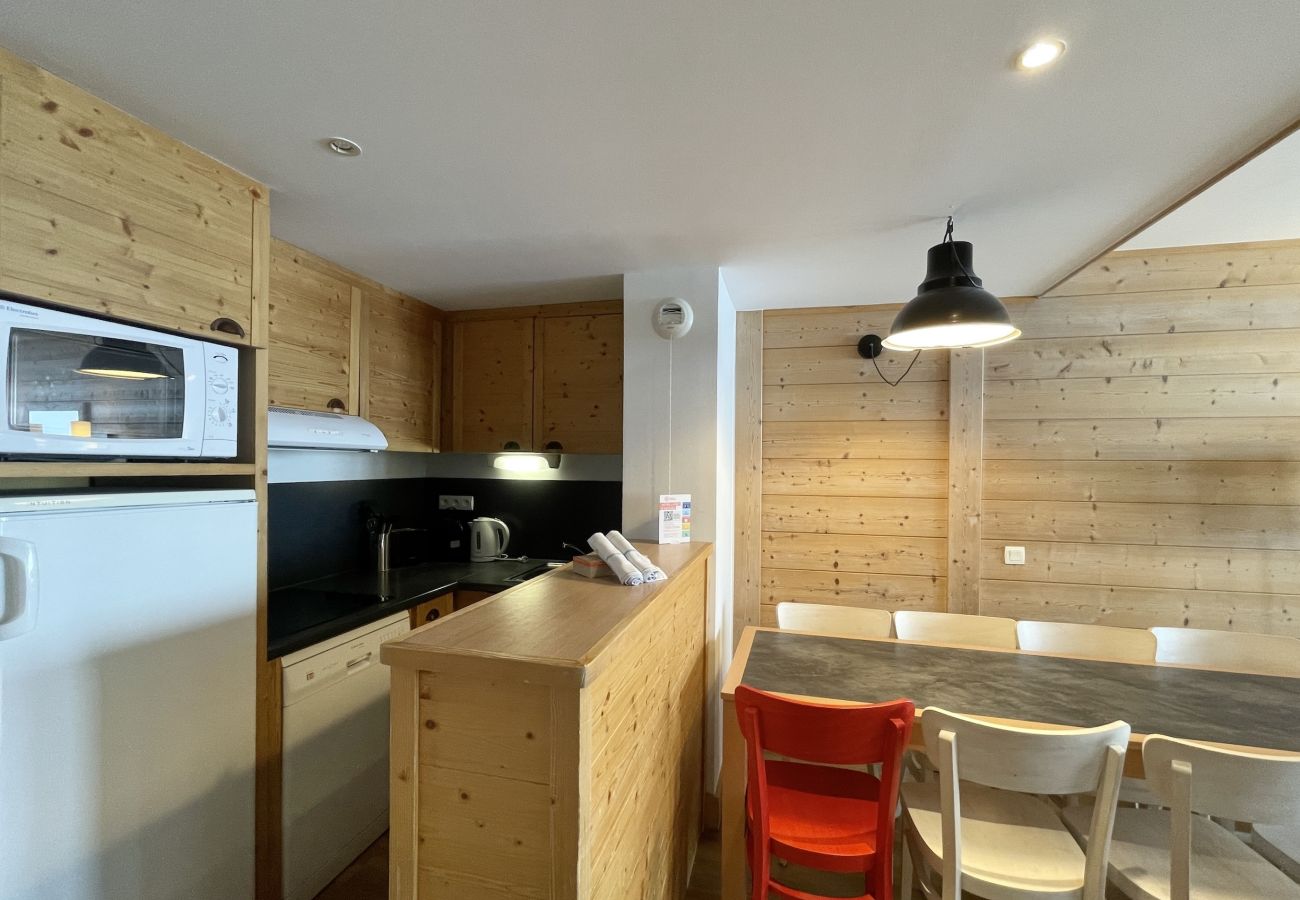 Apartamento en Les Menuires - (AC.116) Superbe T4 8/9 pers plein sud