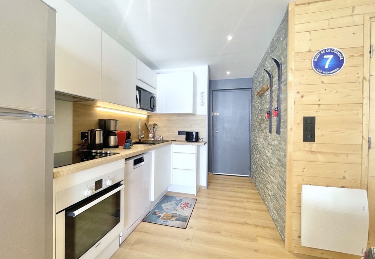 Apartamento en Les Menuires - (SO.414) T2 skis aux pieds  3 Vallées parking WIFI