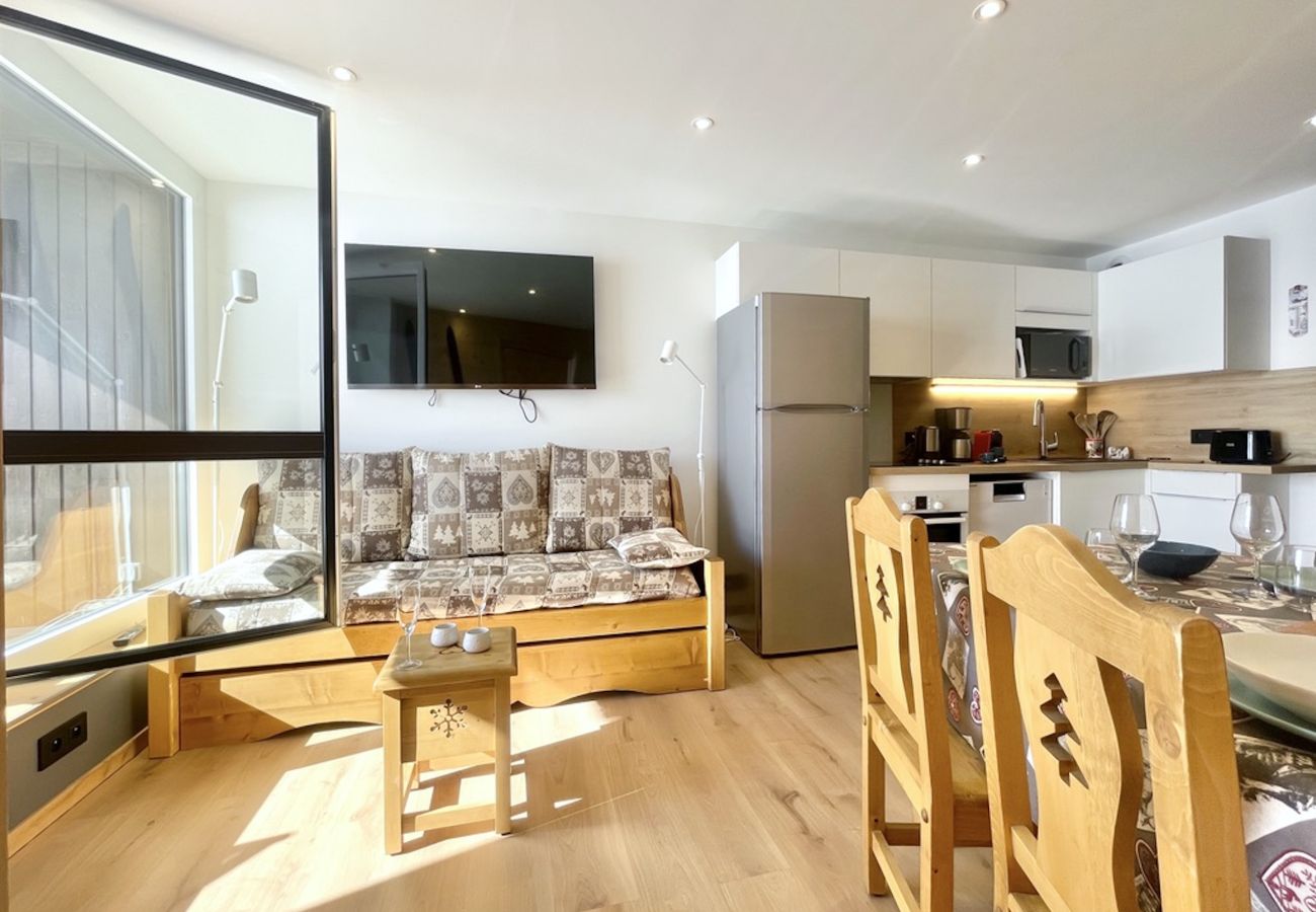 Apartamento en Les Menuires - (SO.414) T2 skis aux pieds  3 Vallées parking WIFI