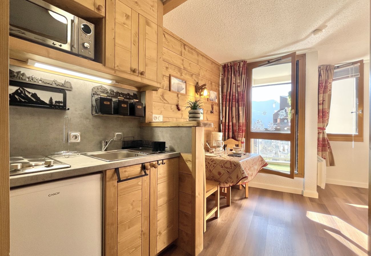Estudio en Les Menuires - (SO.317) Studio esprit alpin, skis aux pieds, Les