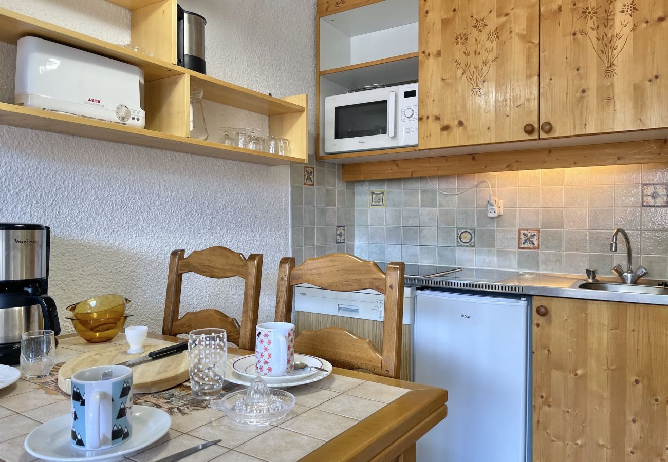 Apartamento en Les Menuires - (BO.130) T2 familial, vue piste, Les Menuires