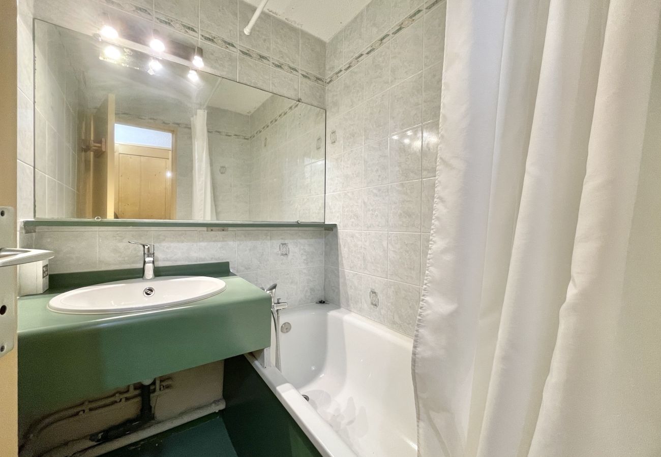 Apartamento en Les Menuires - (BO.130) T2 familial, vue piste, Les Menuires