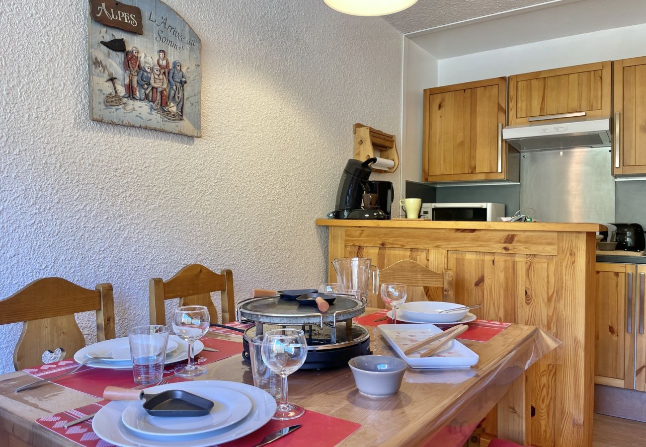Apartamento en Les Menuires - (BZ.55) 2 pièces vue montagne, skis aux pieds