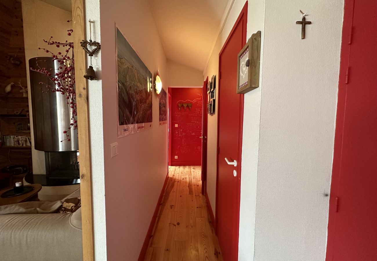 Apartamento en Le Lioran - Appartement spacieux avec cheminée