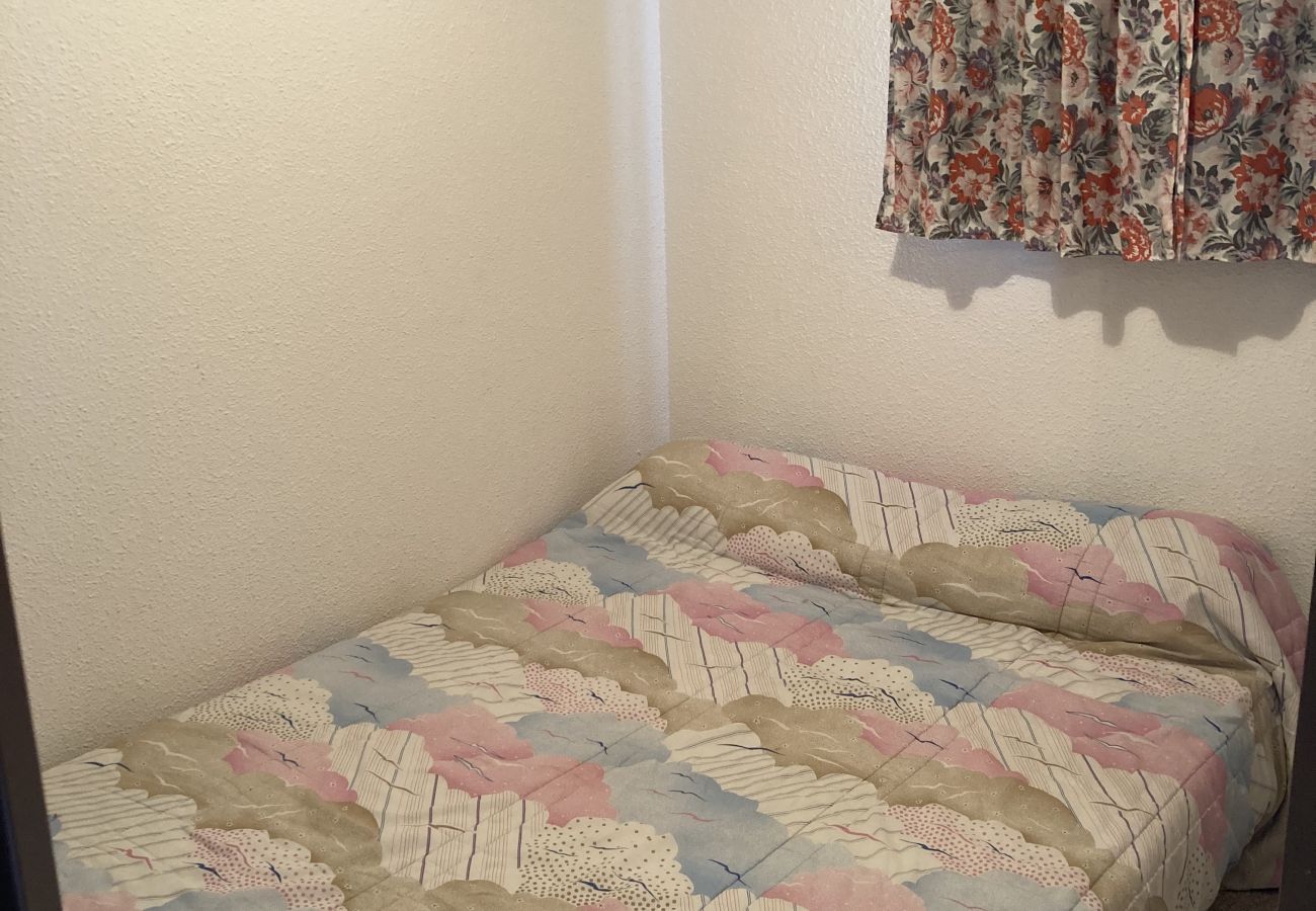 Apartamento en Laveissière - T2 avec balcon aux cristallines