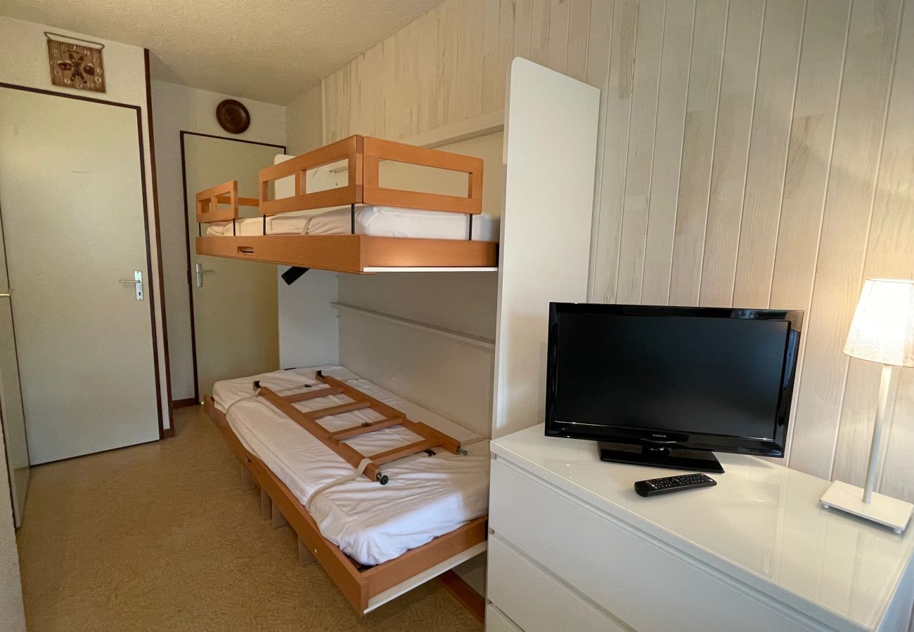 Apartamento en Le Lioran - T2 pieds de pistes en centre station