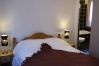 Chalet à Le Lioran - Chalet camp de base pour tribu, sportif,wifi,5 ch Chalet à Le Lioran - Chalet camp de base pour tribu, sportif,wifi,5 ch
