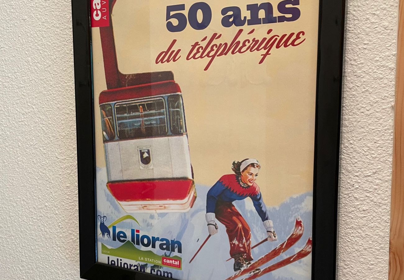 Appartement à Le Lioran - Rocher du Cerf, skis aux pieds, 3 ch,2 sdb
