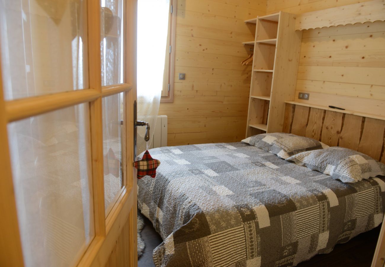 Appartement à Le Lioran - Chalet neuf, spa, sauna, terrasses Sud