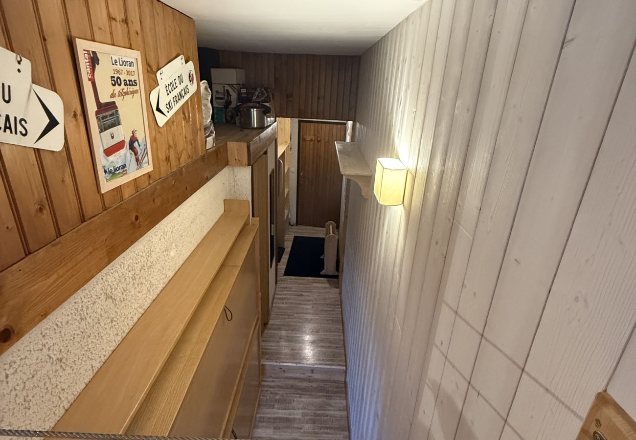 Studio à Laveissière - Studio duplex hyper centre 4 personnes