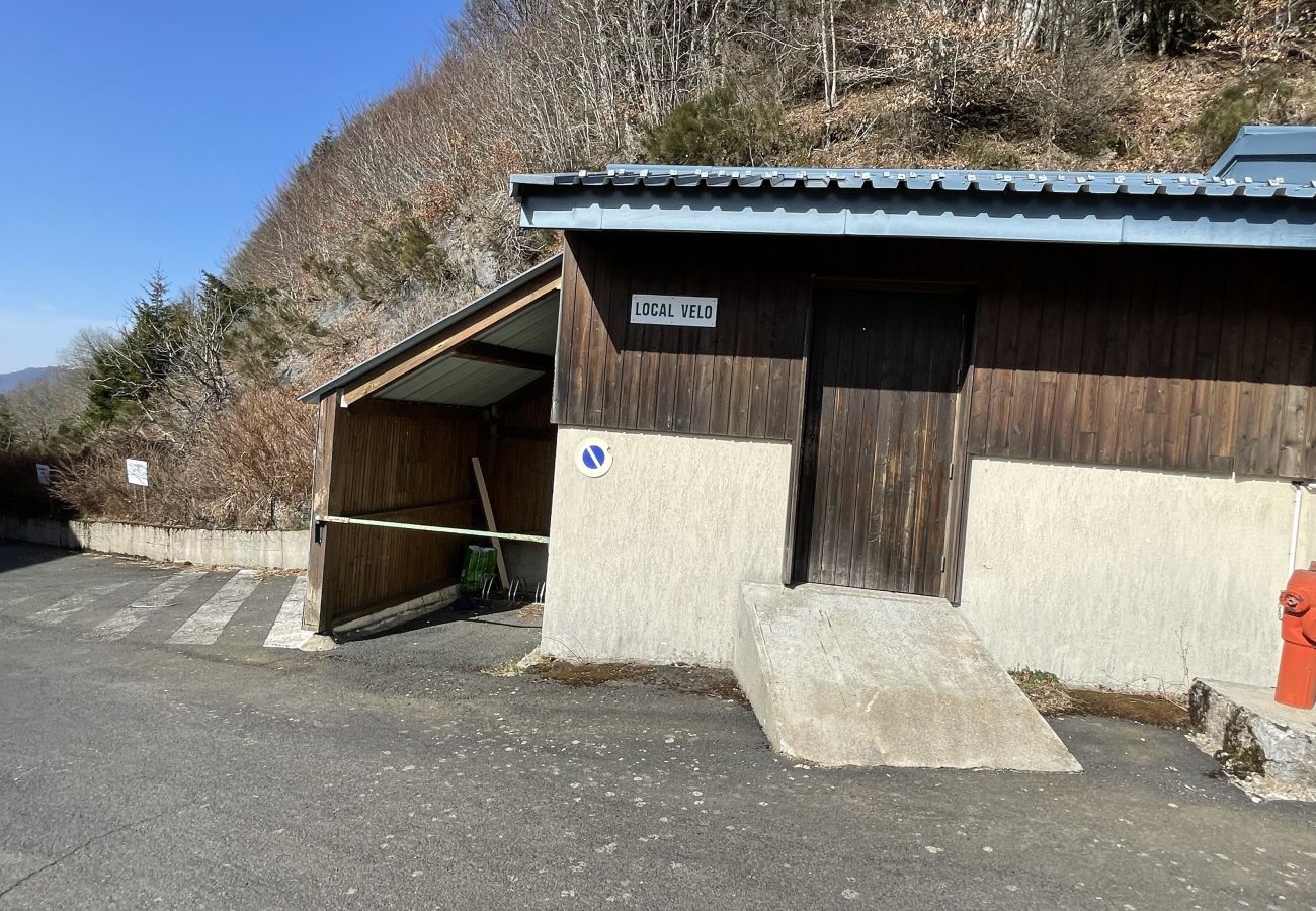 Appartement à Le Lioran - T2 avec une vue imprenable sur la station du Liora