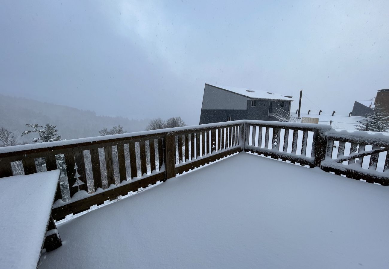 Appartement à Le Lioran - Chaleureux appartement - résidence Altitude 1500