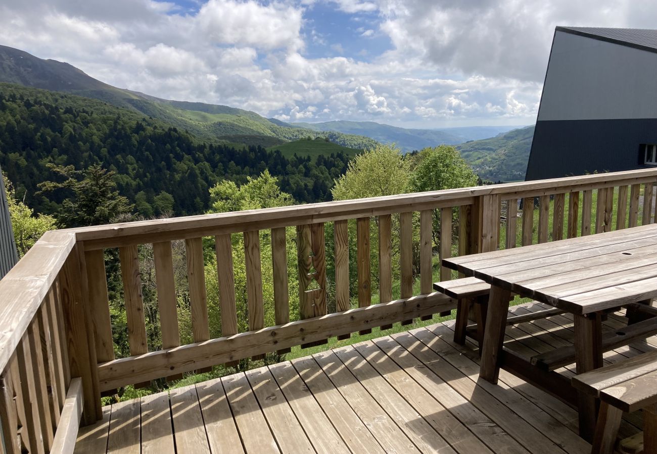 Appartement à Le Lioran - Chaleureux appartement - résidence Altitude 1500