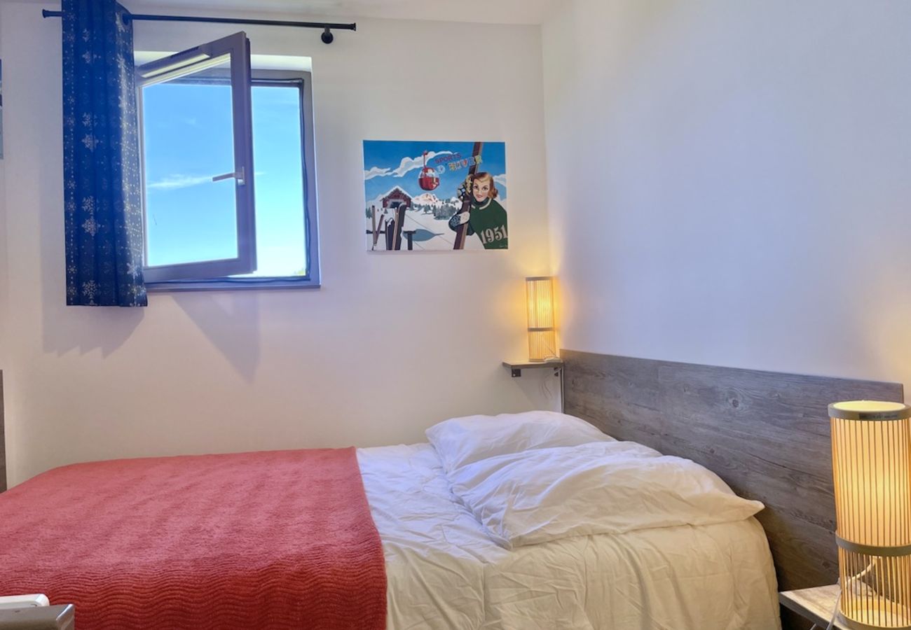 Studio à Les Menuires - (SK.2706) Grand studio skis aux pieds Les Menuires