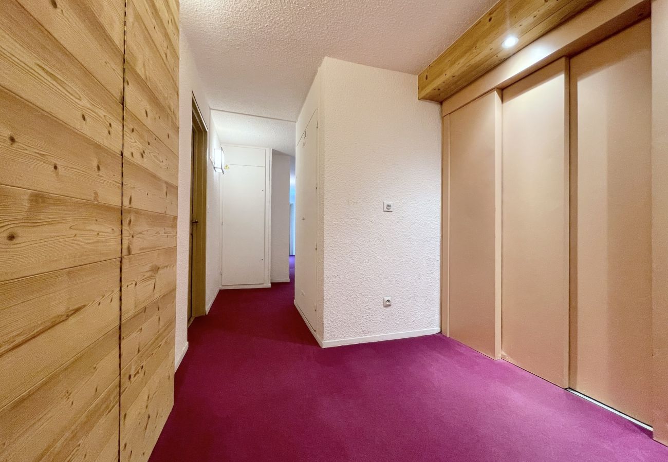 Studio à Les Menuires - (6.332) Appartement skis aux pieds  Les Menuires