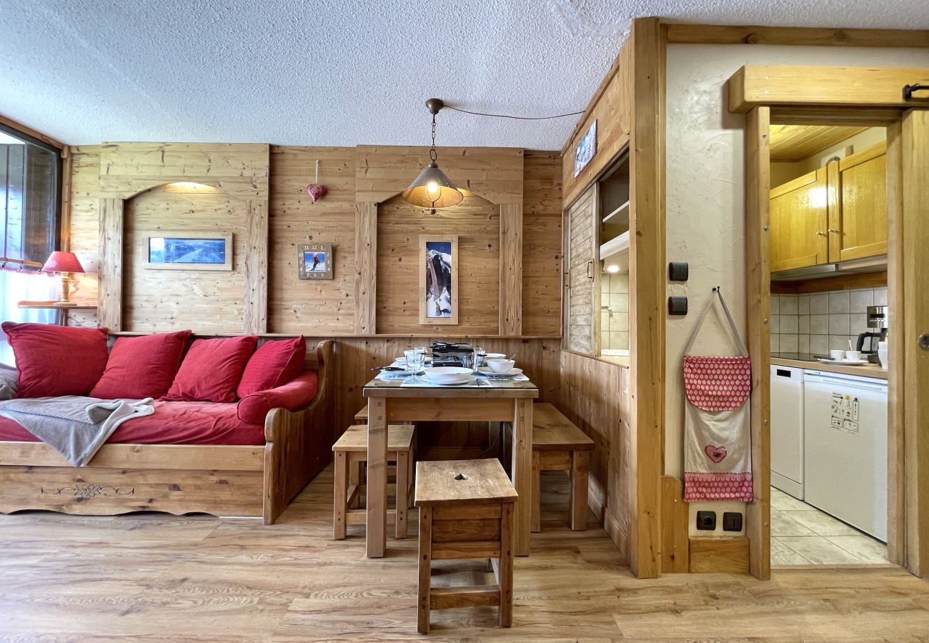 Appartement à Les Menuires - (14.003) Spacieux T2 skis aux pieds Les Menuires
