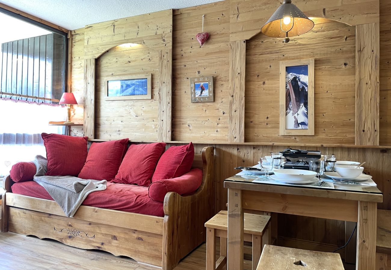 Appartement à Les Menuires - (14.003) Spacieux T2 skis aux pieds Les Menuires