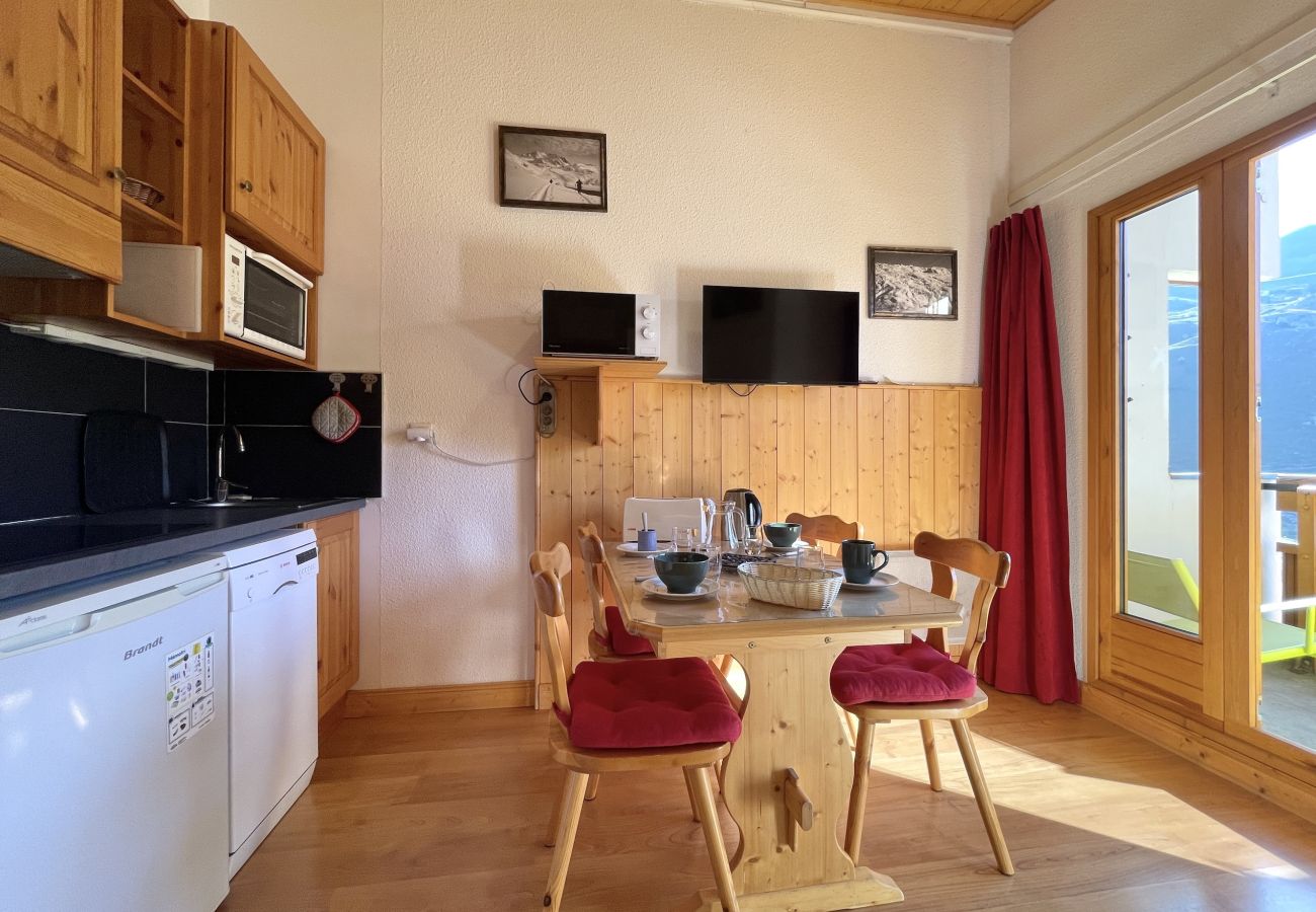 Appartement à Les Menuires - (7.A81) T2 skis aux pieds les Menuires