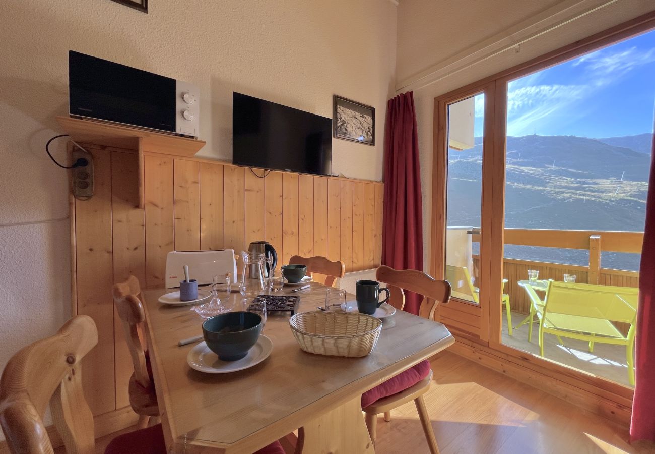 Appartement à Les Menuires - (7.A81) T2 skis aux pieds les Menuires