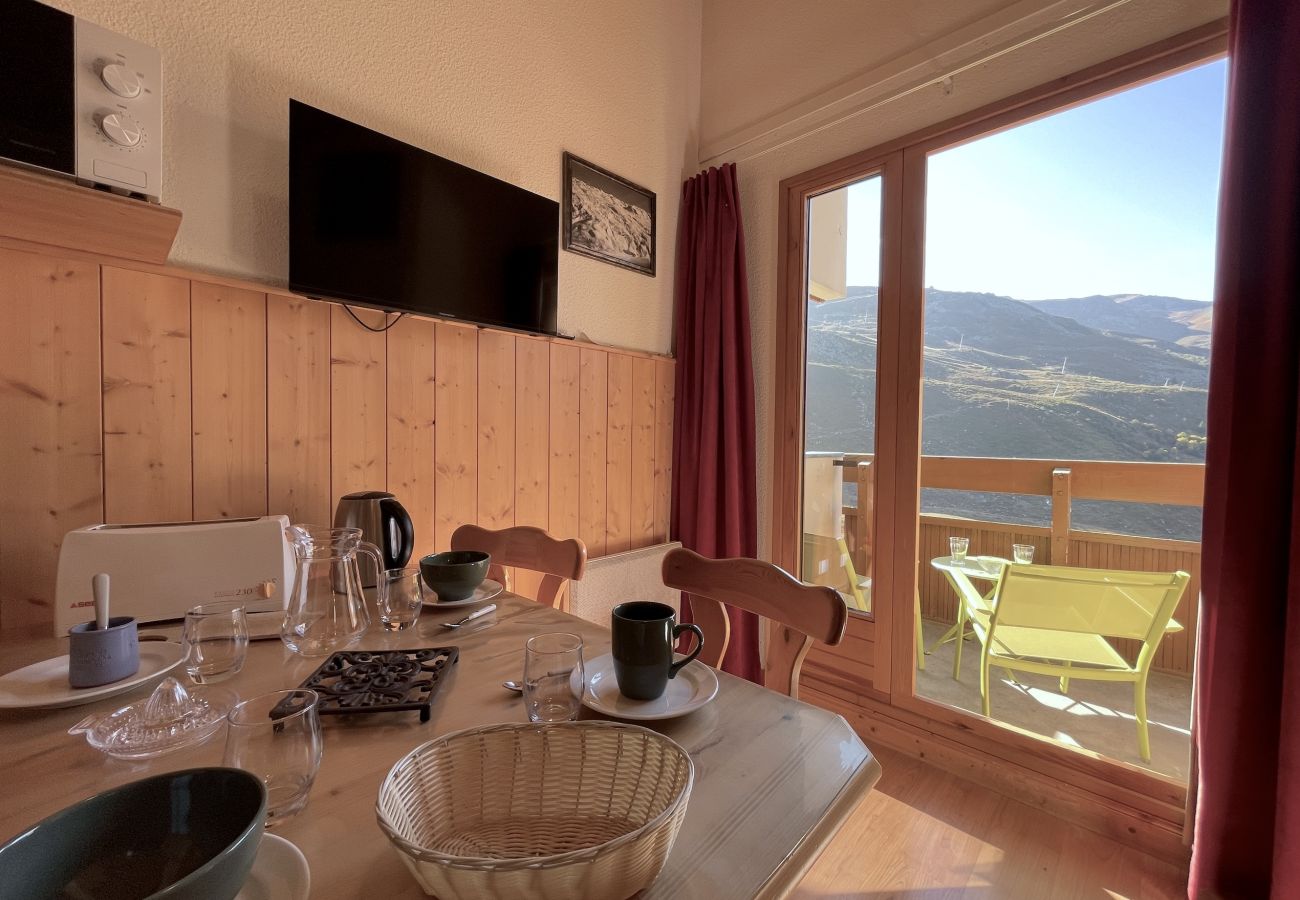 Appartement à Les Menuires - (7.A81) T2 skis aux pieds les Menuires