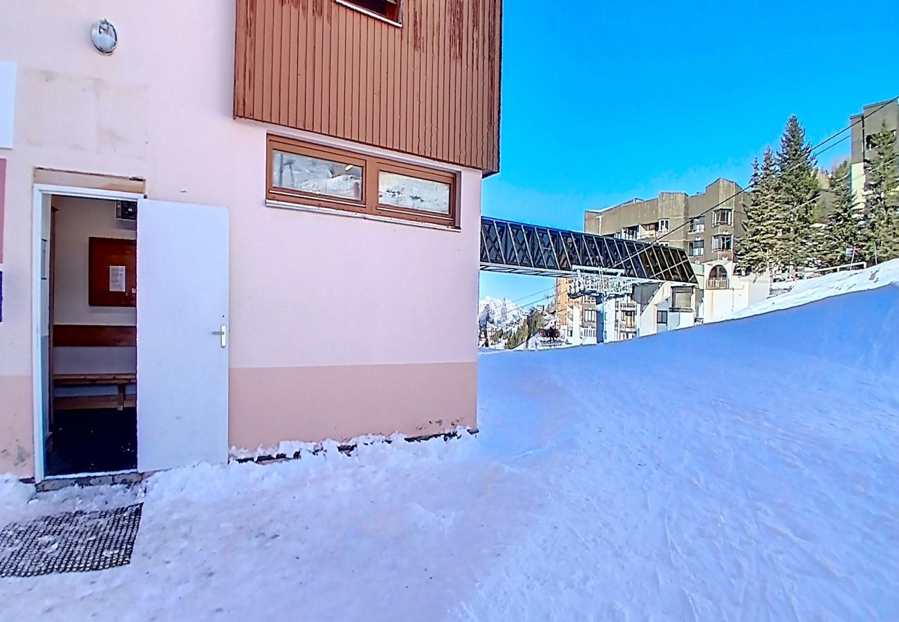 Appartement à Les Menuires - (AC.306) Spacieux T2 skis aux pieds coeur Menuires Appartement à Les Menuires - (AC.306) Spacieux T2 skis aux pieds coeur Menuires