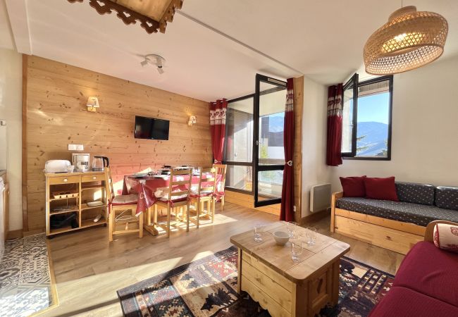 à Les Menuires - (ML.0010) Appartement Familiale Les Menuires  à Les Menuires - (ML.0010) Appartement Familiale Les Menuires