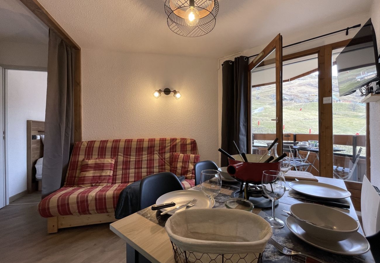 Appartement à Les Menuires - (CI.55) 2 pièces coin montagne Sud skis aux pieds