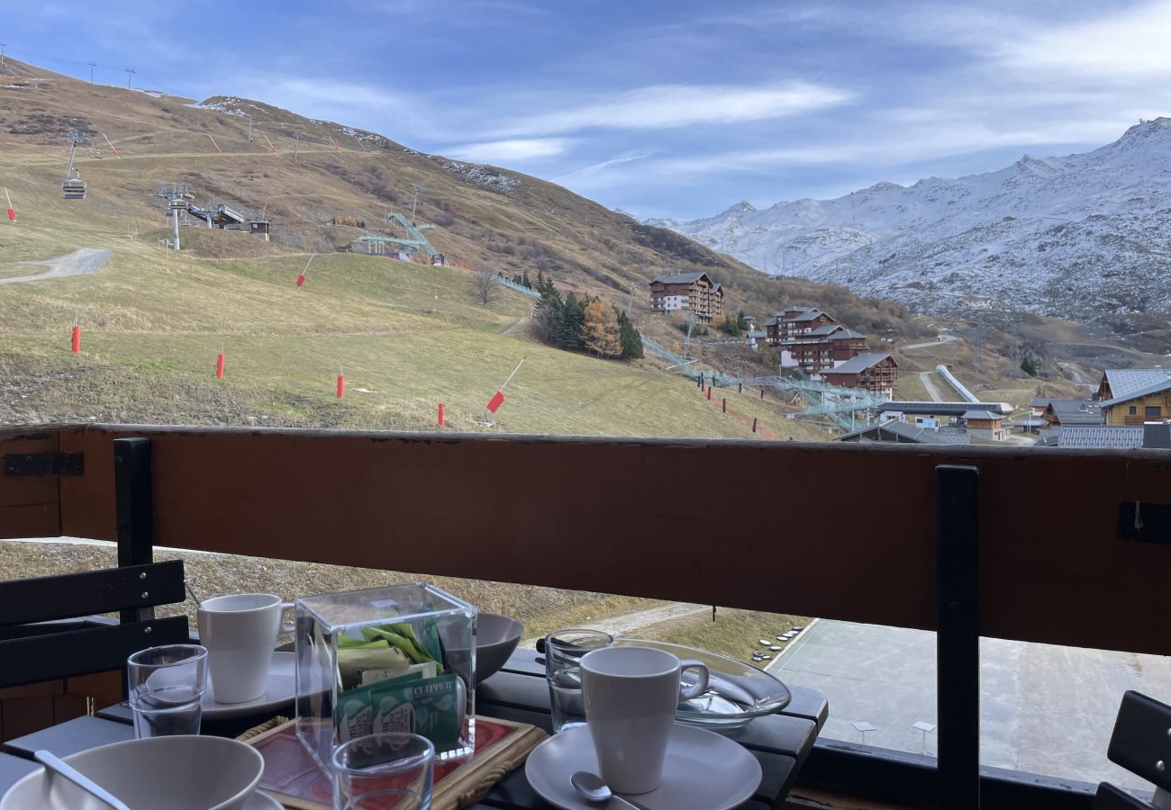 Appartement à Les Menuires - (CI.55) 2 pièces coin montagne Sud skis aux pieds