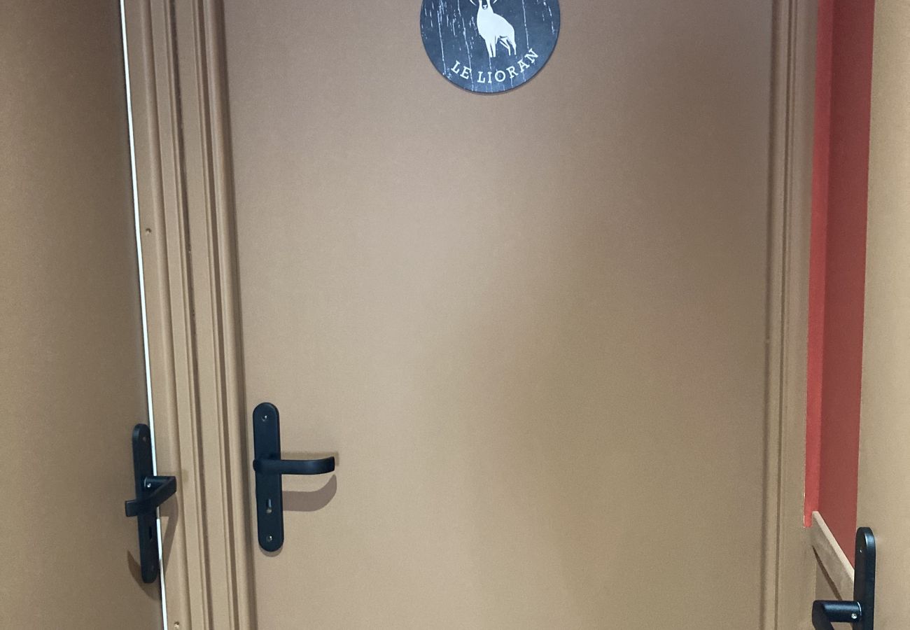 Maison à Laveissière - Maison Auvergnate Le repère des Milans