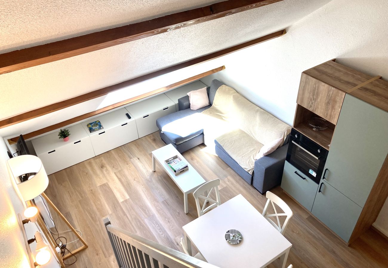Appartement à Le Lioran - 2 chambres avec mezzanine à portes du sud