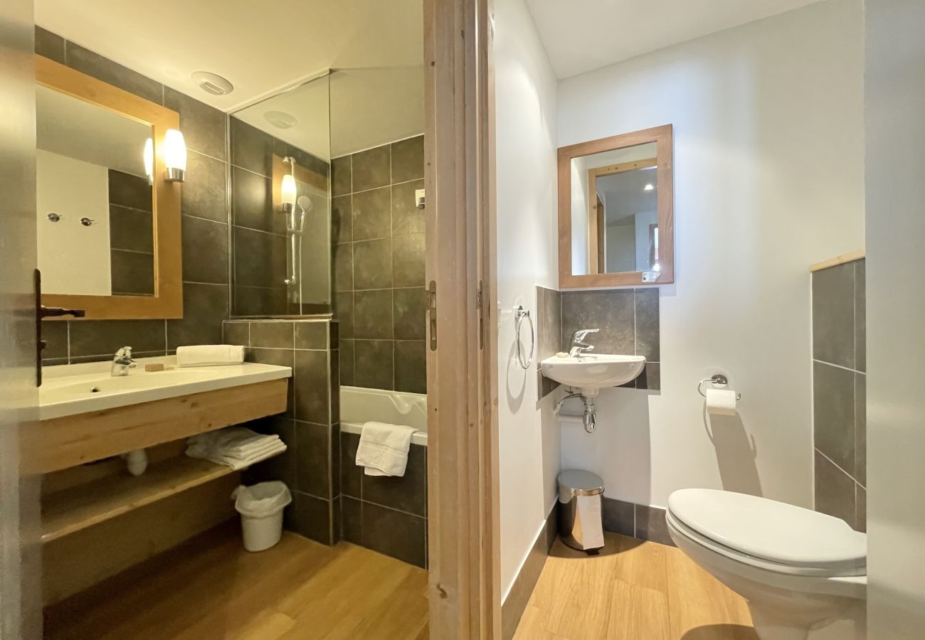 Appartement à Les Menuires - (AC.116) Superbe T4 8/9 pers plein sud