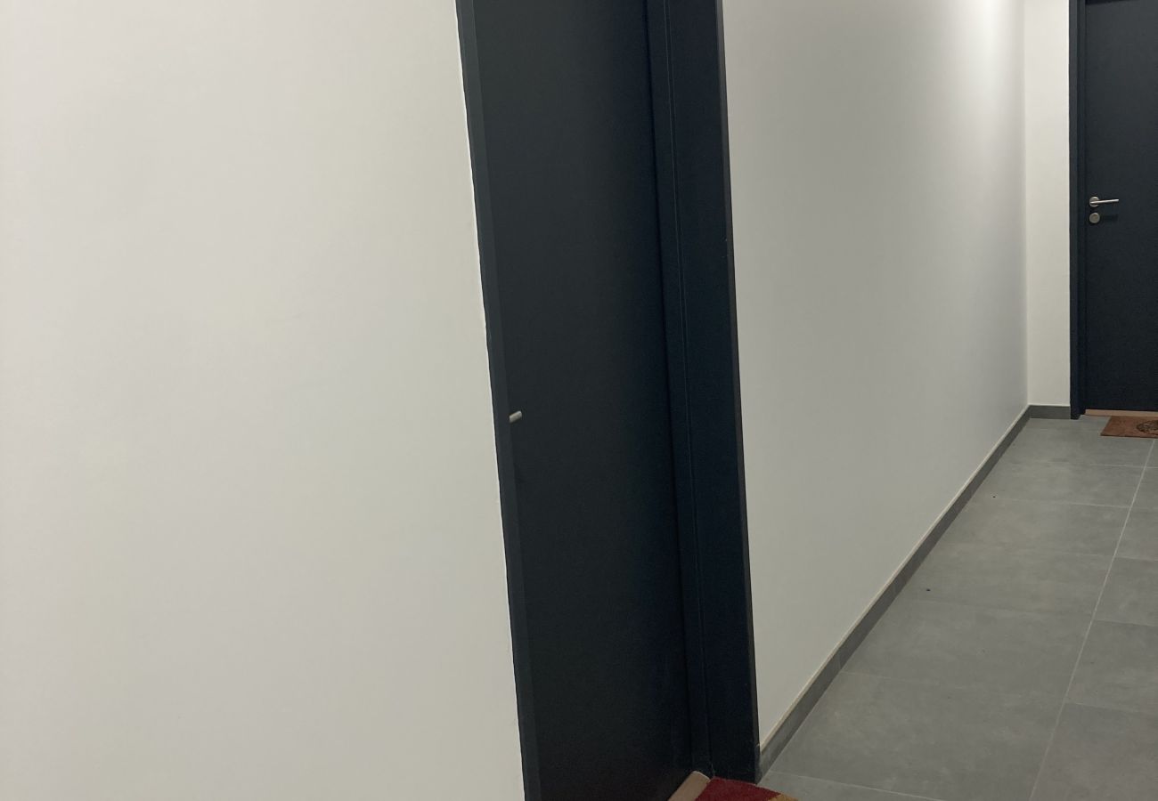 Appartement à Le Lioran - 2 chambres neuf  surplombant les pistes de Ski