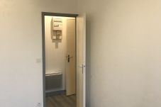 Appartement à Saint-Flour - T2 au second étage refait a neuf