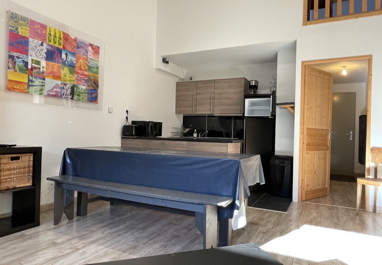 Appartement à Le Lioran - Duplex 6 personnes avec parking résidence Altura