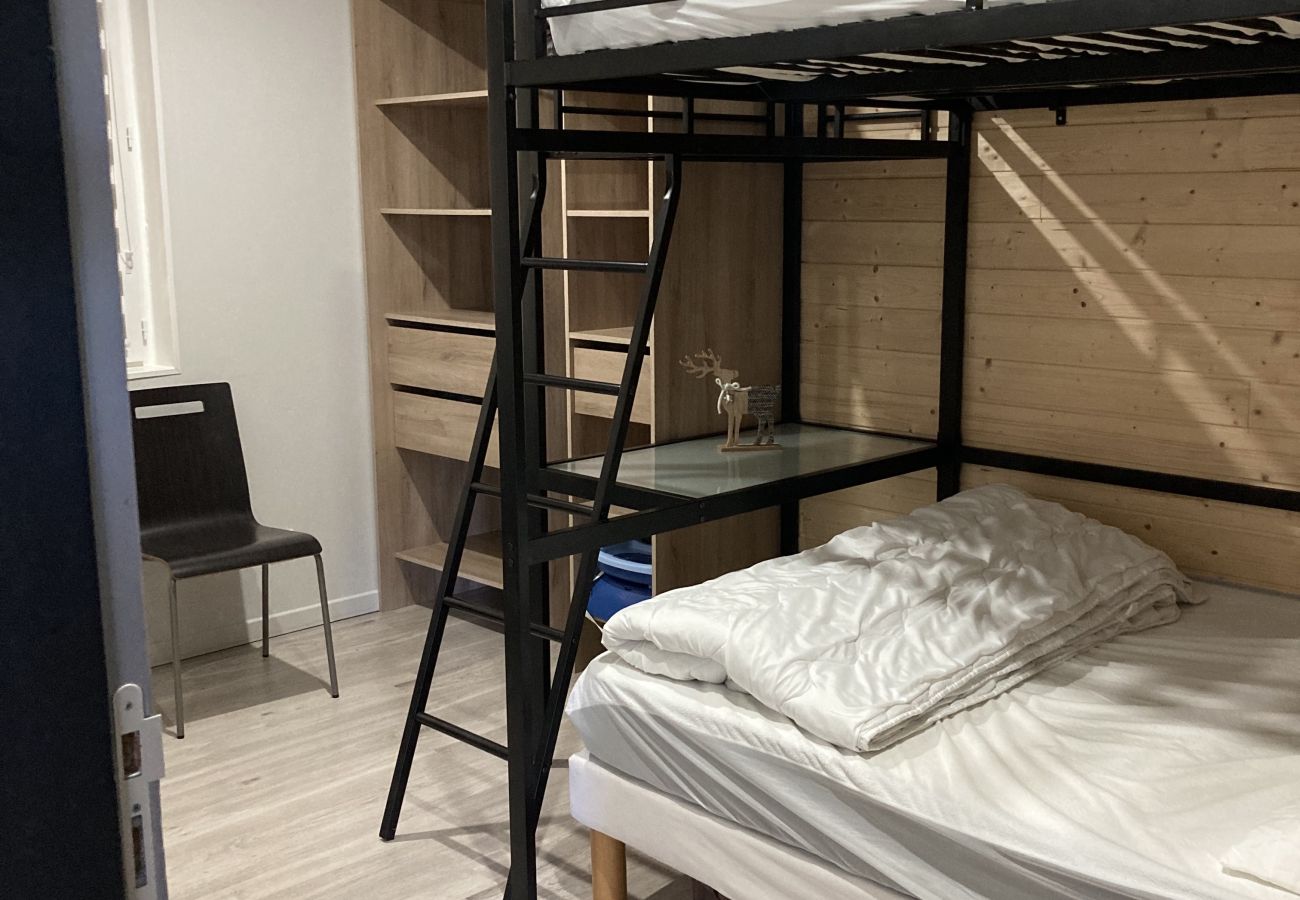 Appartement à Le Lioran - Appartement cosy à la résidence le rocher du cerf