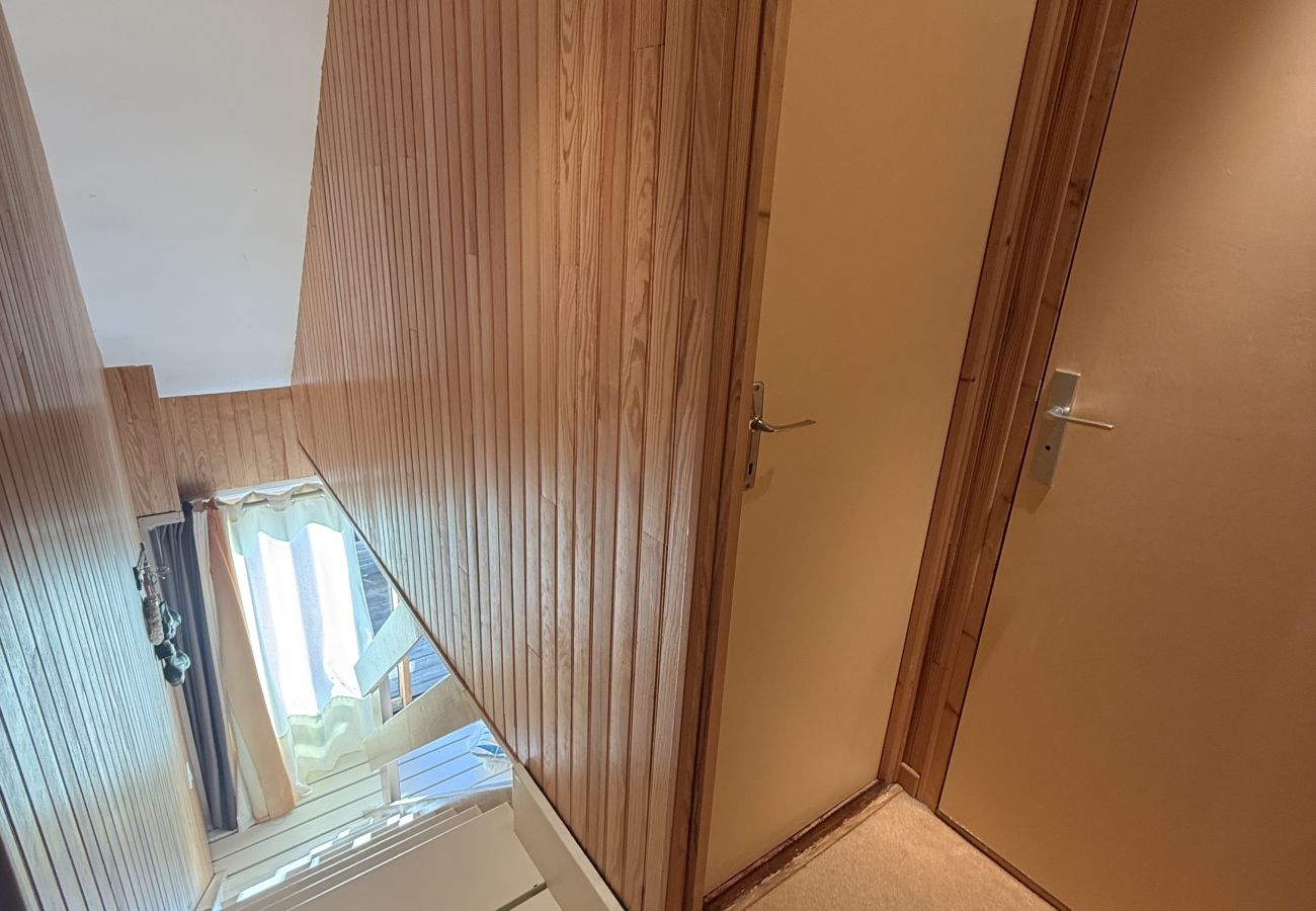 Appartement à Laveissière - Duplex 3 chambres en coeur de station