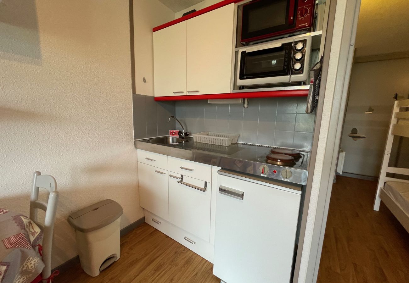 Studio à Le Lioran - Superbe studio centre station, vue pistes