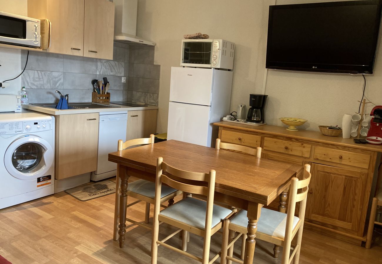 Appartement à Le Lioran - Deux chambres avec terrasse aux cristallines